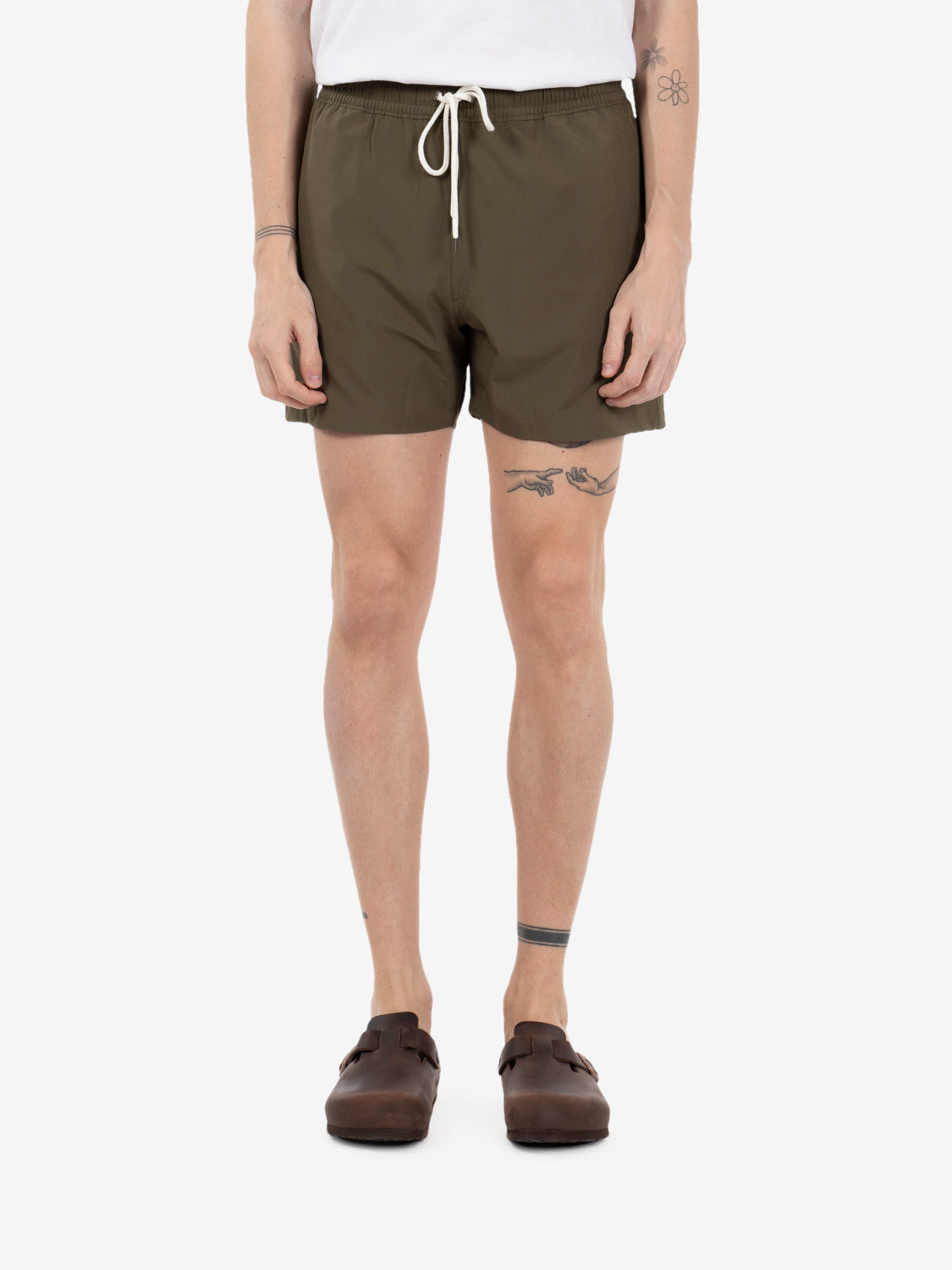 M Classics slim traveler short green