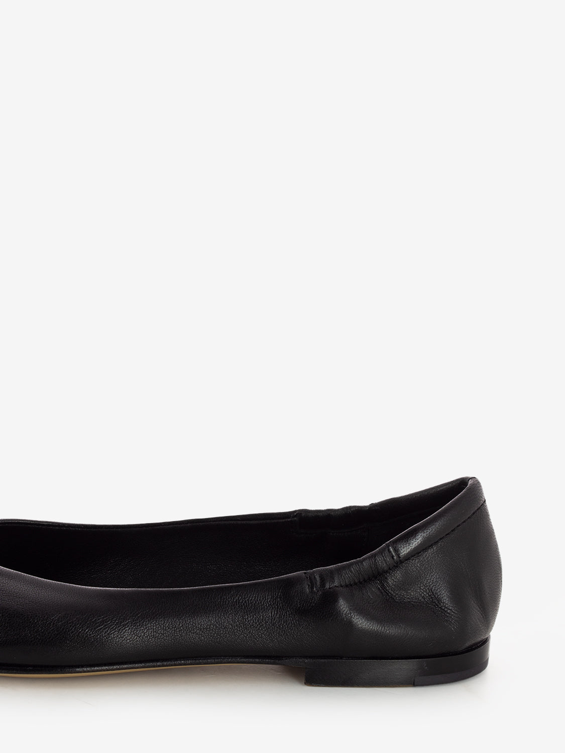 Ballerine a punta in pelle nero
