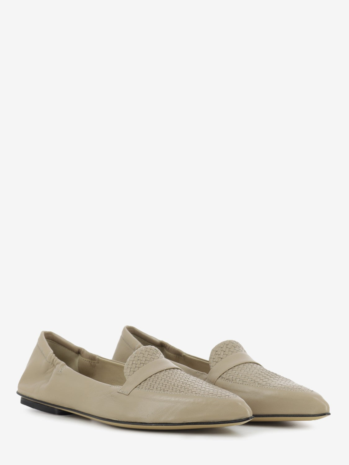Mocha pointed loafer