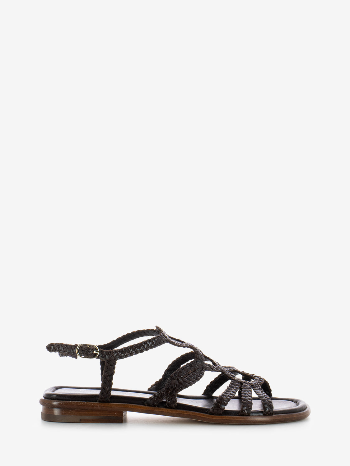 Flat sandals in woven leather coffee