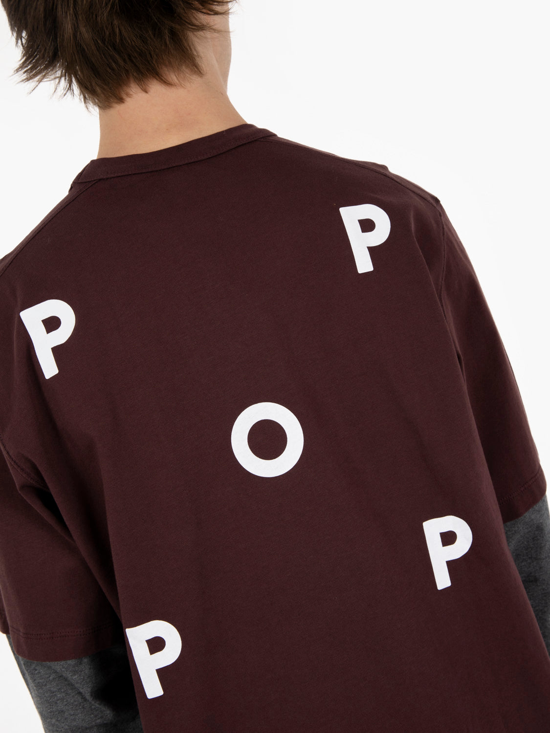 Fudge / charcoal t-shirt sleeve logo