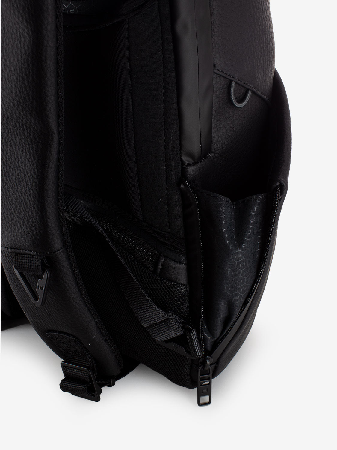 Urban Eco XS Zaino 13″ pelle riciclato nero