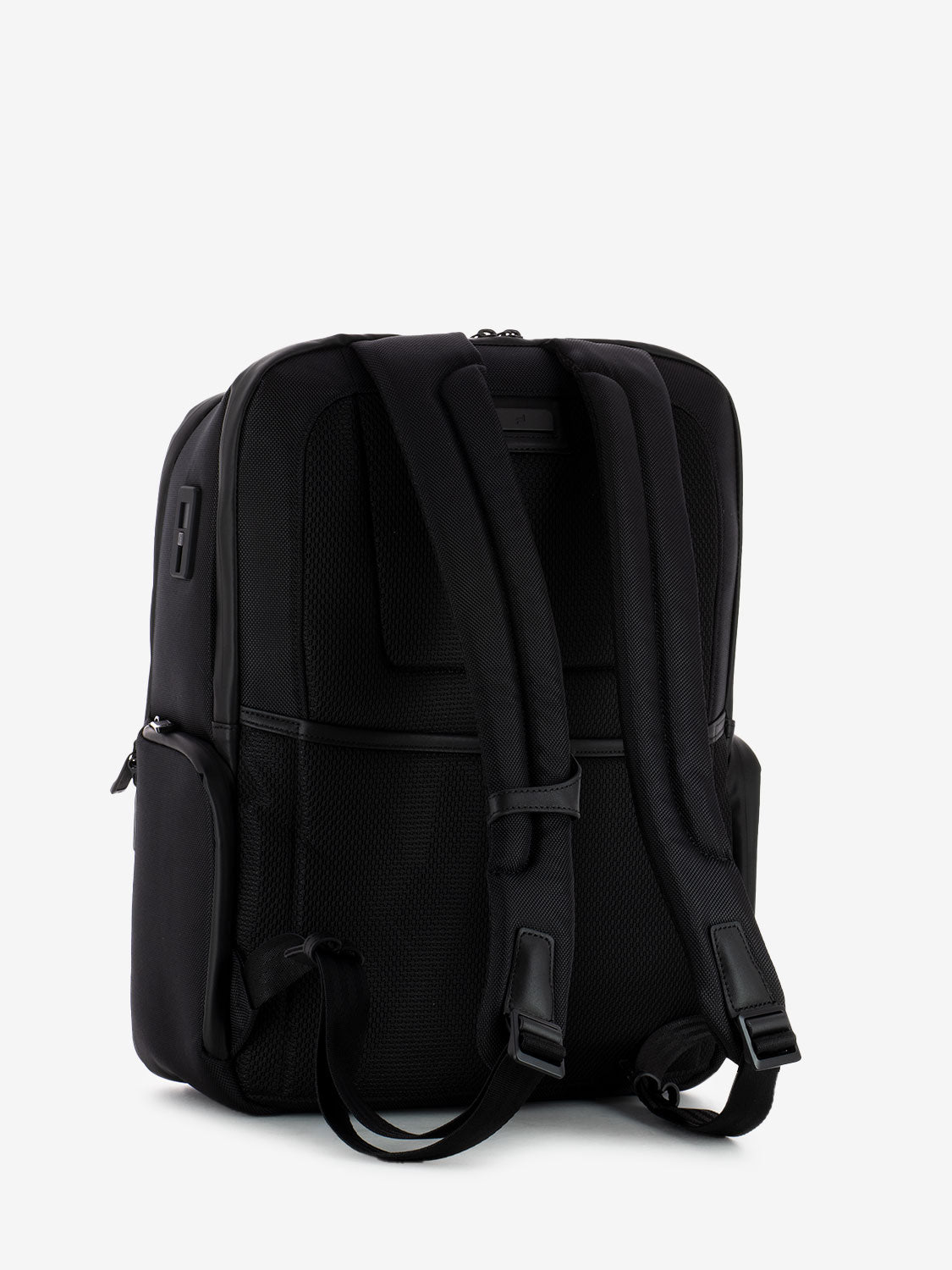 Black 16'' Laptop Backpack