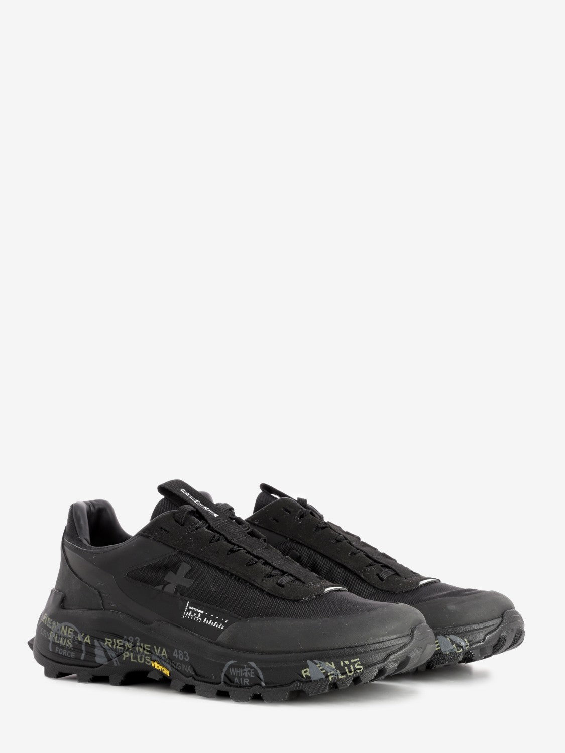 Devin black sneakers