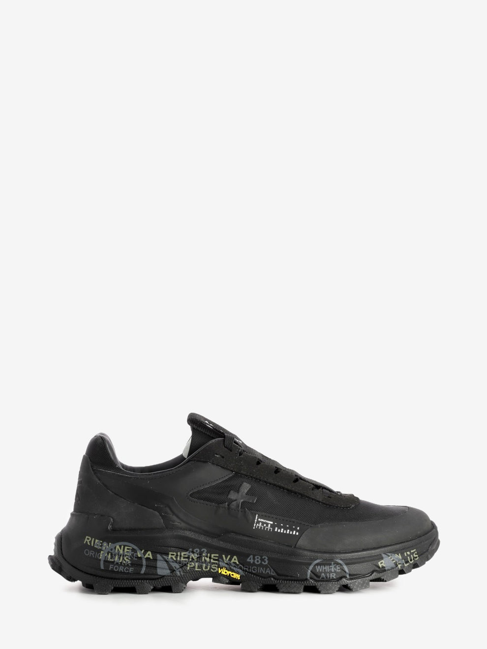 Devin black sneakers