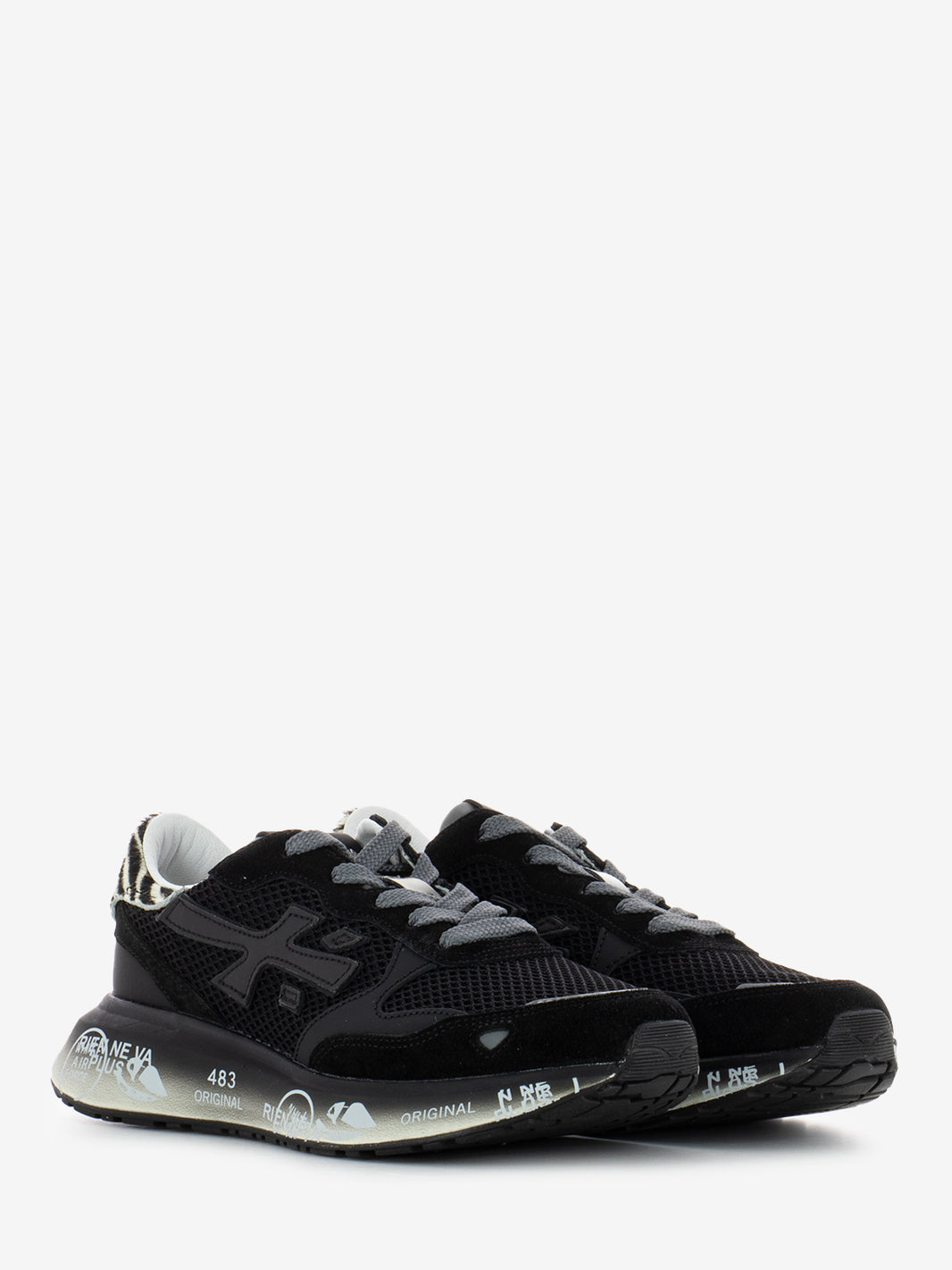 Sneakers Lauryn black