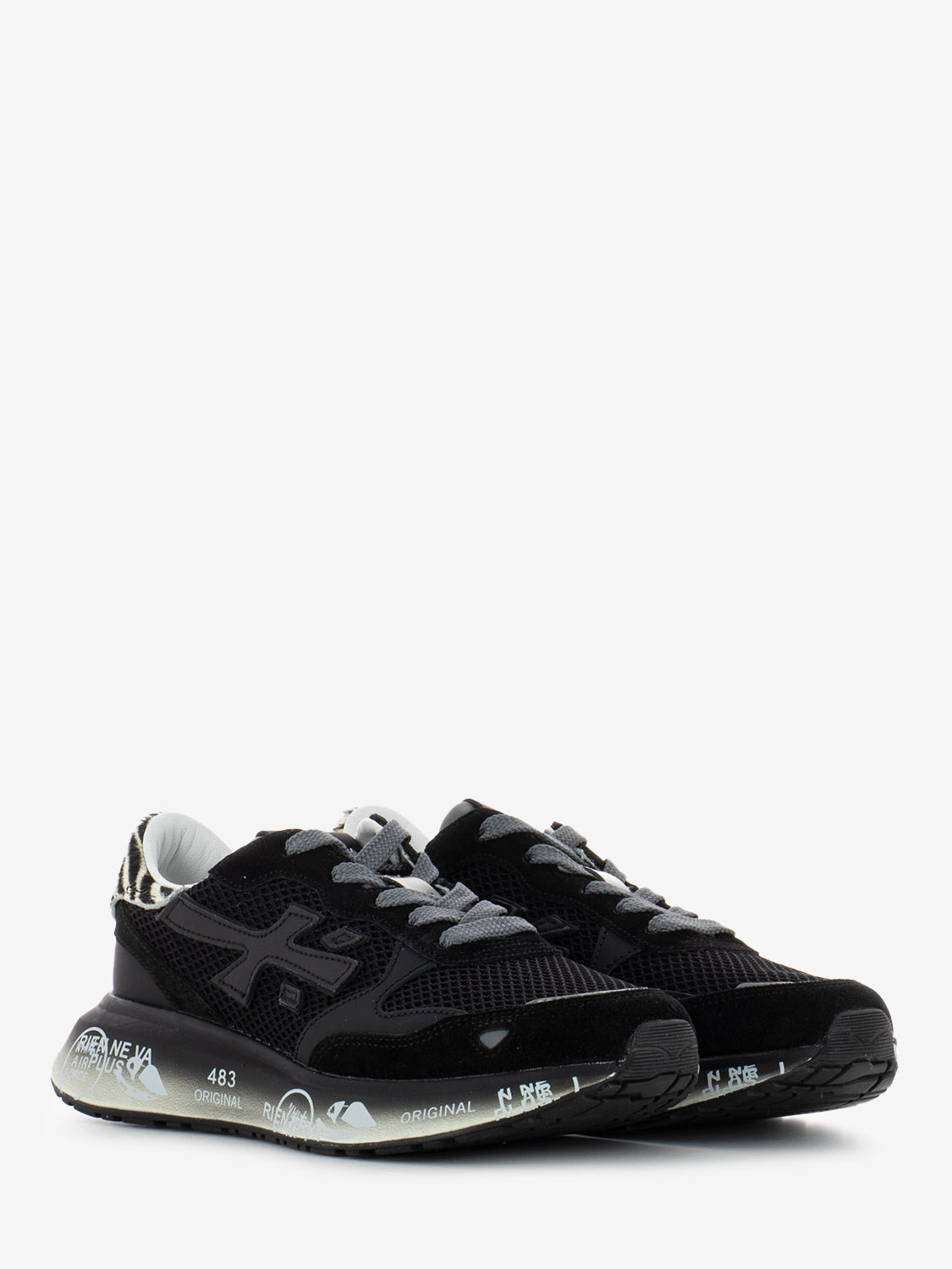 Sneakers Lauryn black