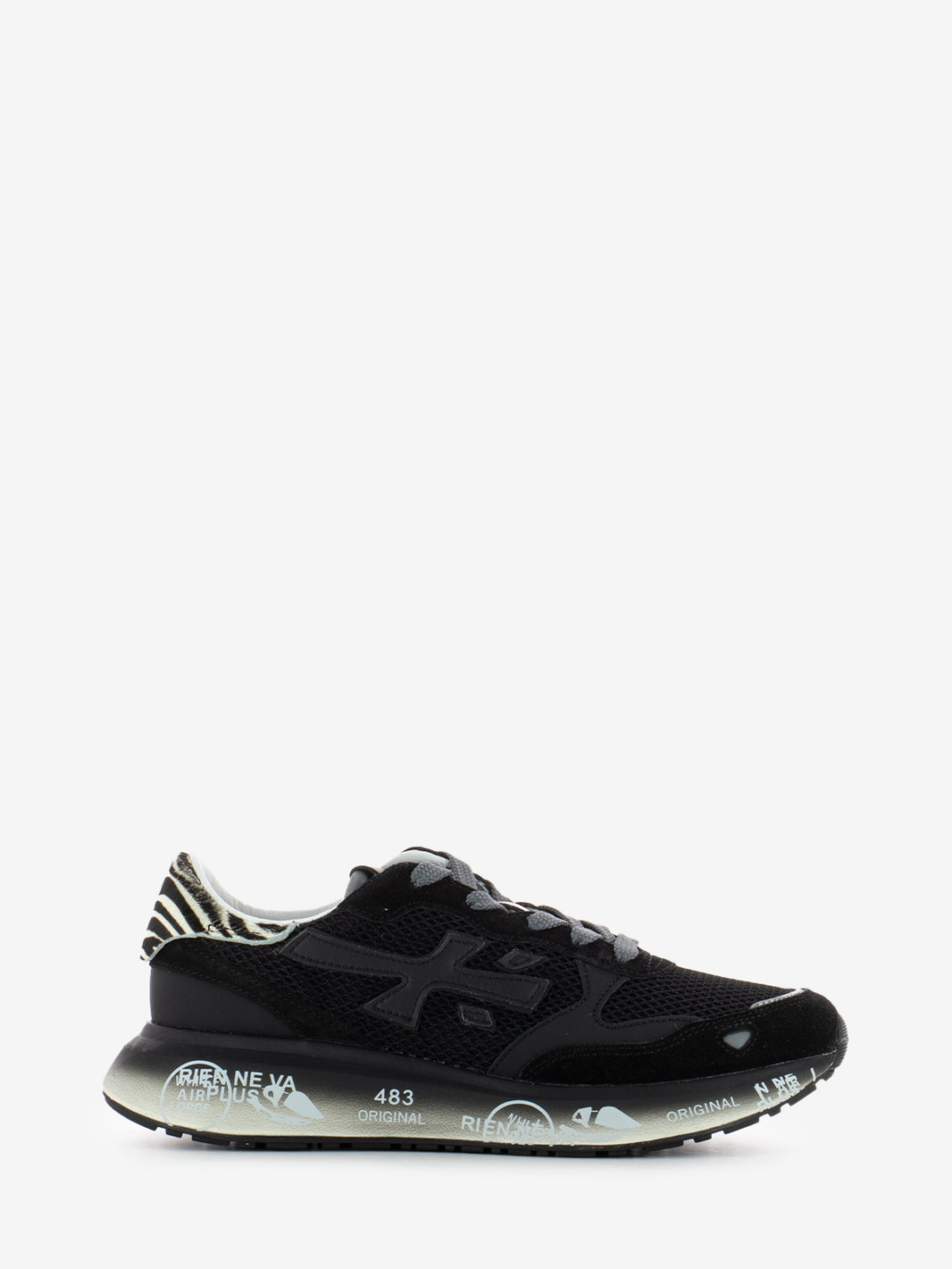 Sneakers Lauryn black