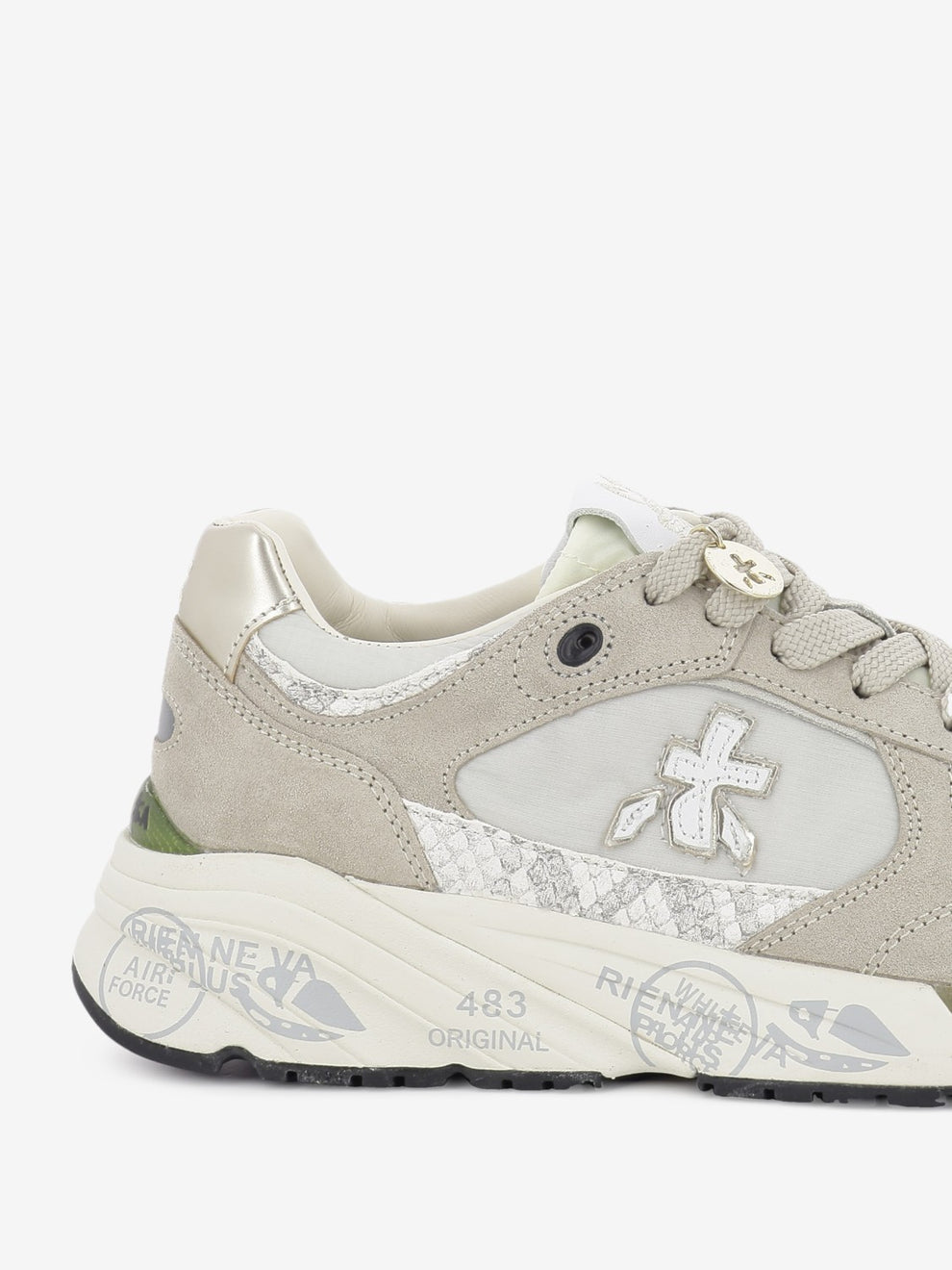 Mased beige sneakers