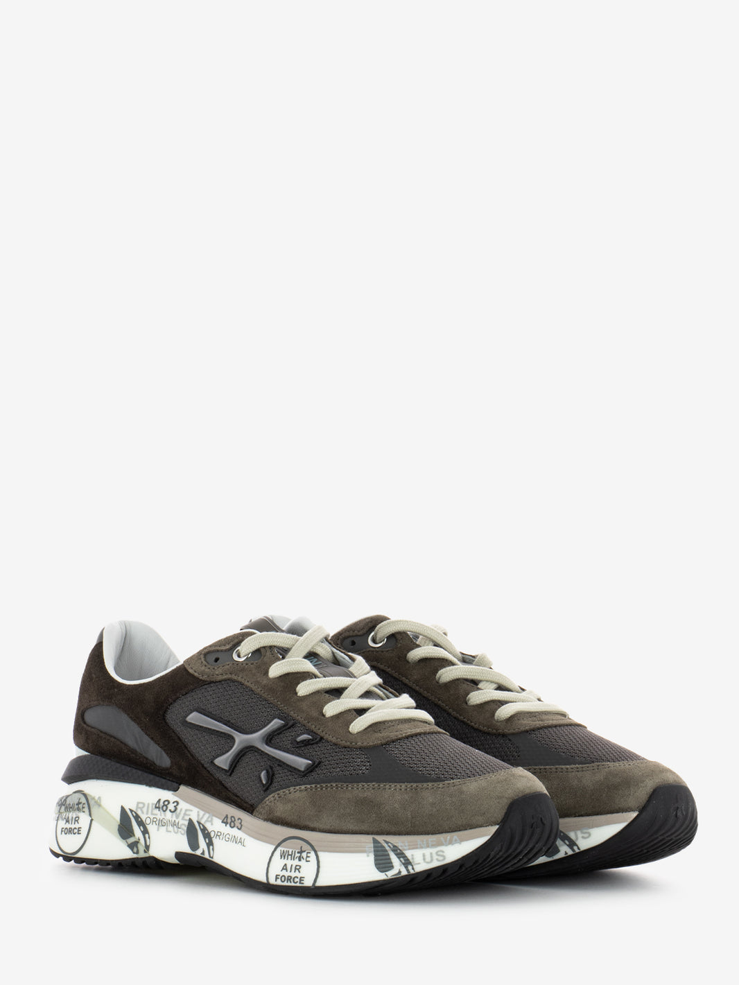 Moerun dark grey sneakers