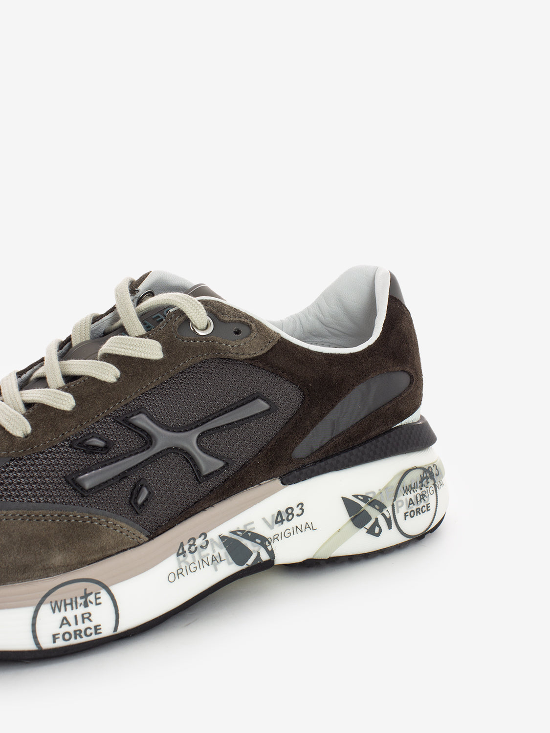 Moerun dark grey sneakers