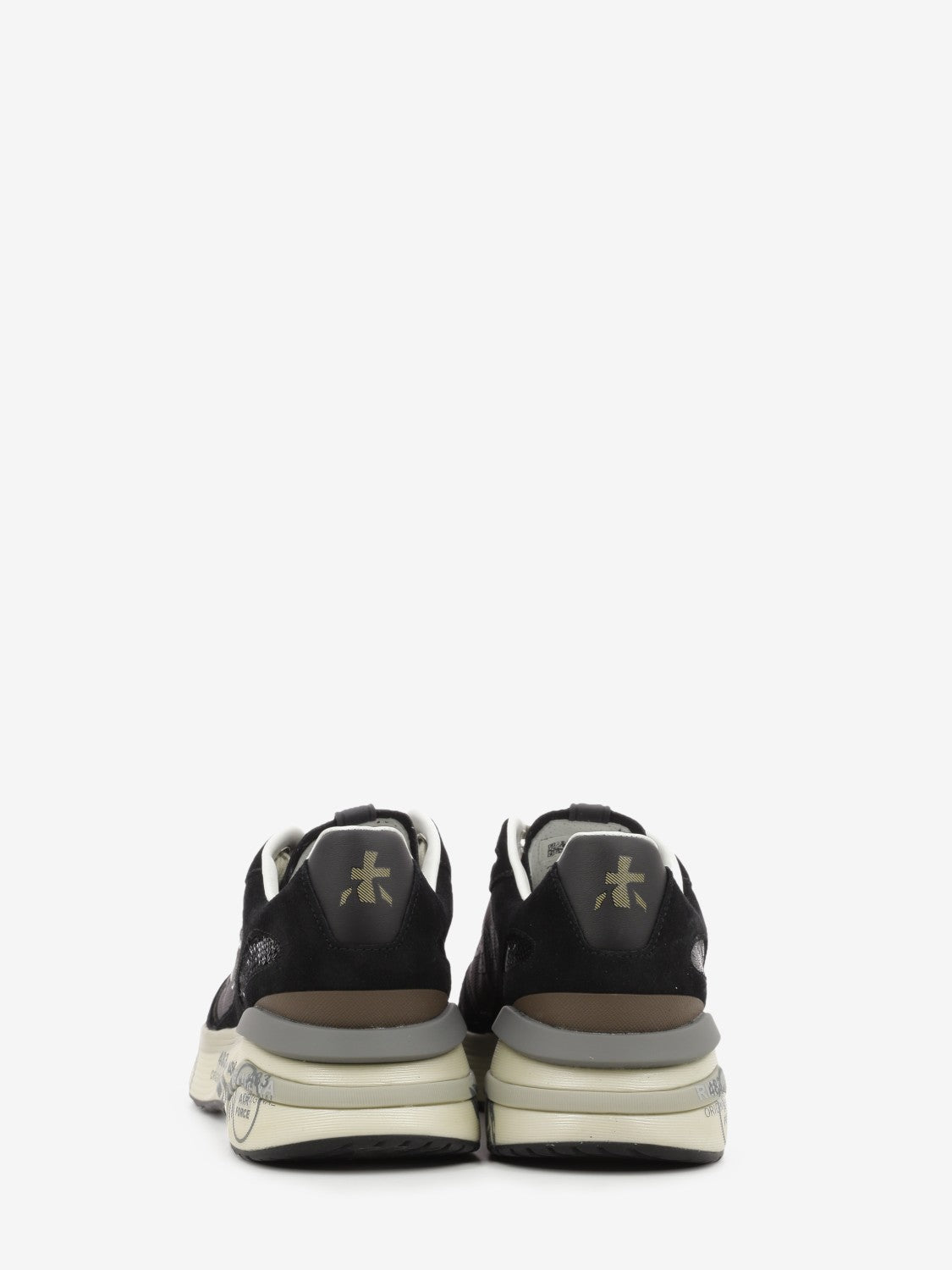 Moerund black sneakers