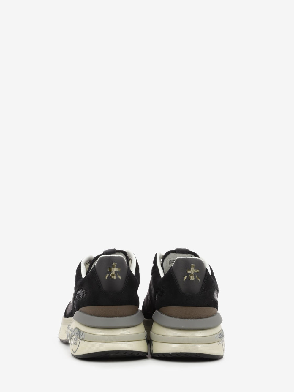 Moerund black sneakers
