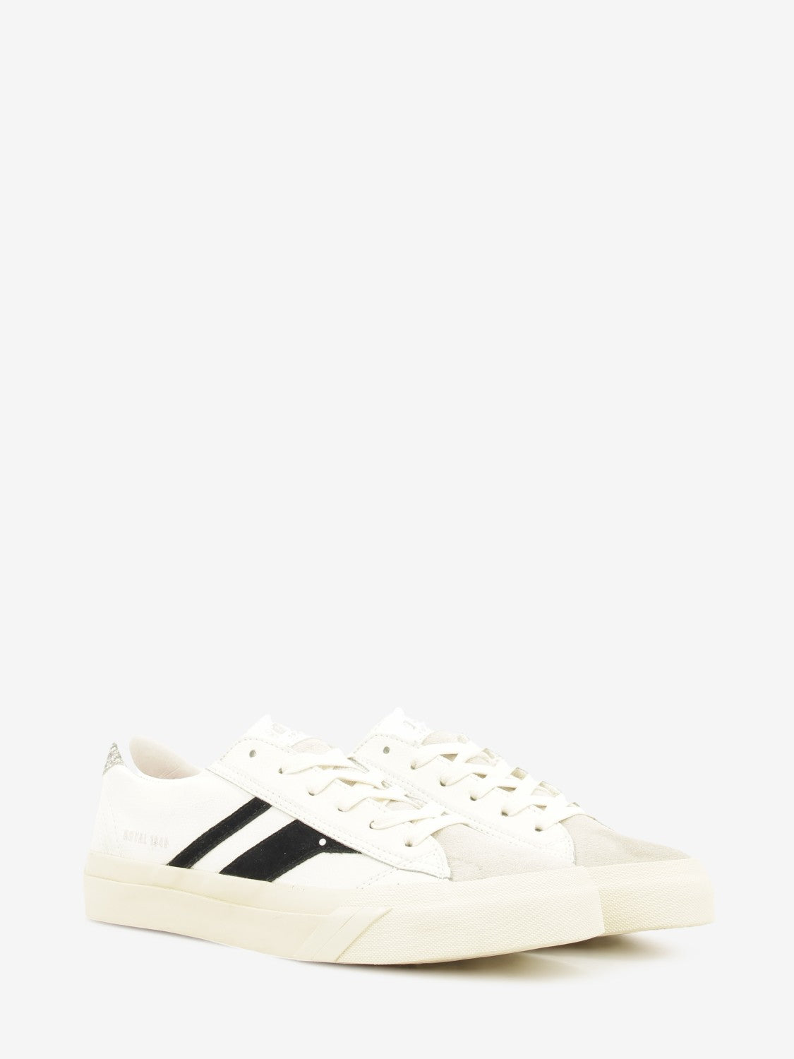 Royal classic white / black