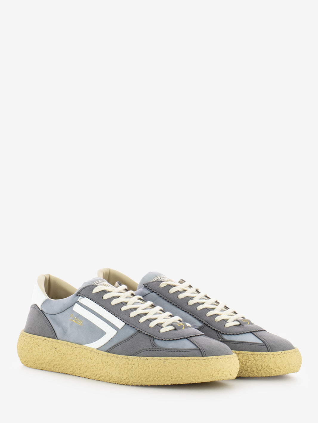 1.01 Vintage summer sunshine sneakers