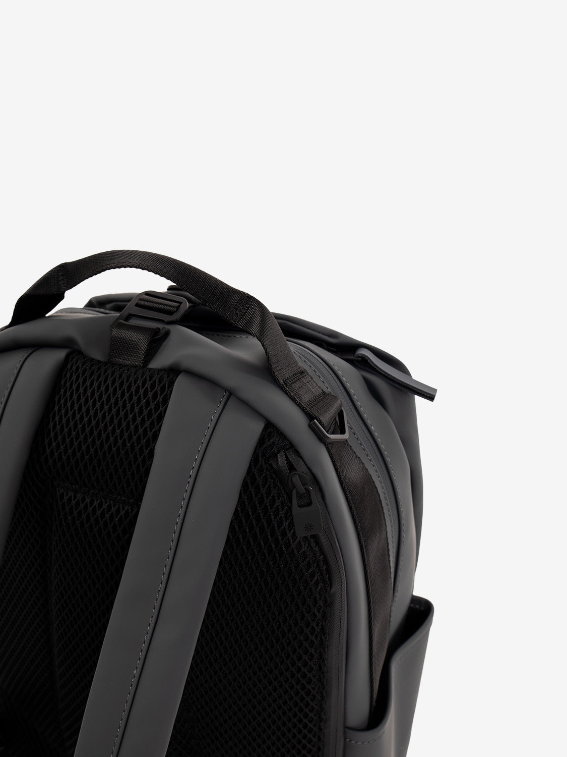 Clip front backpack W3 dark grey