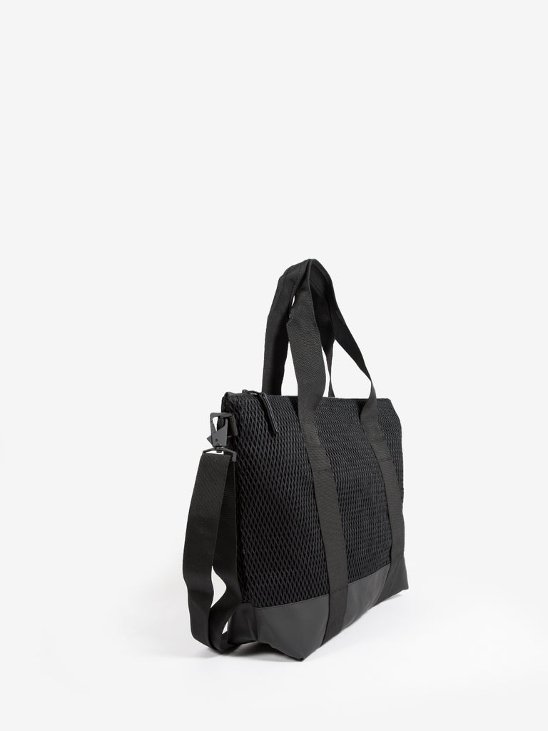 RAINS - Tote bag mesh mini W3 black