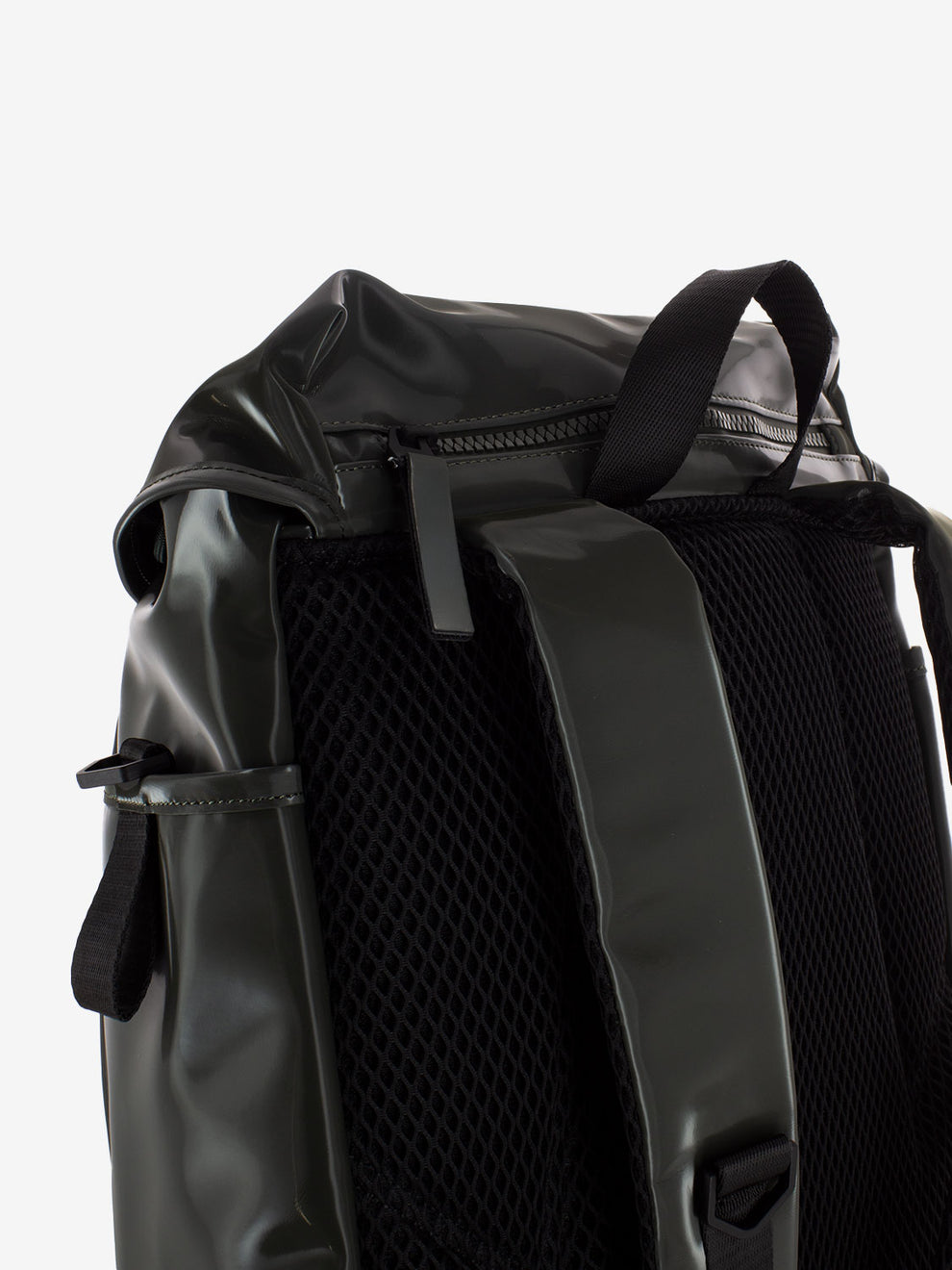 Valera Bucket Backpack Swami
