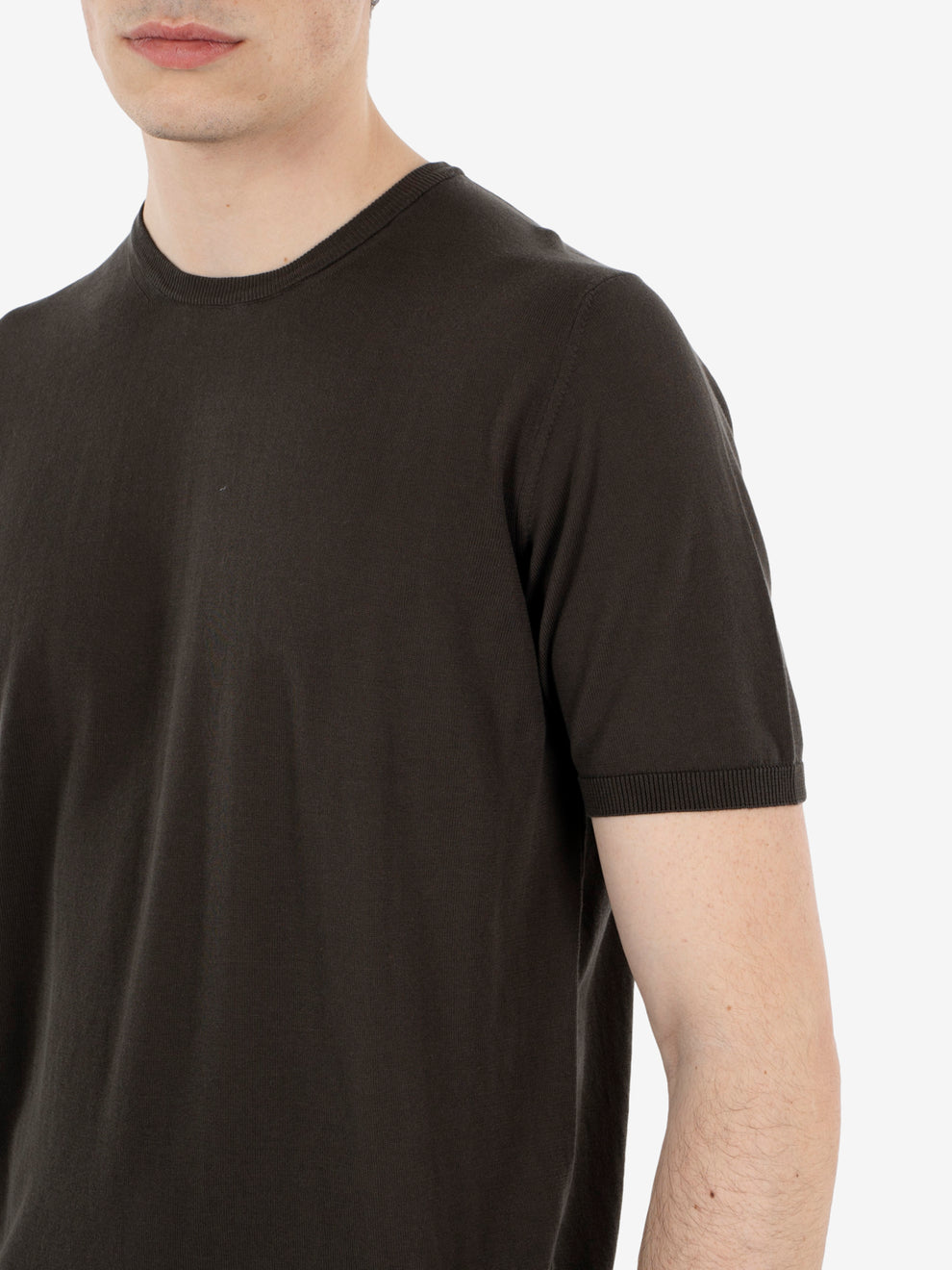 Maglia girocollo a manica corta moro