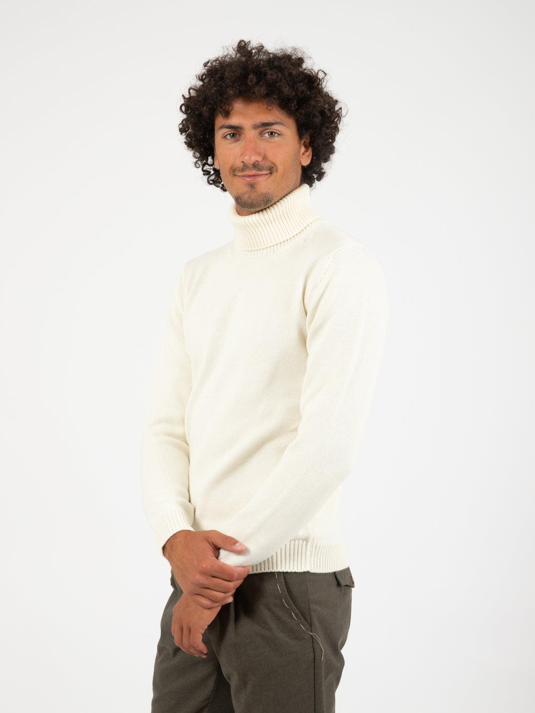 Ecru wool turtleneck sweater