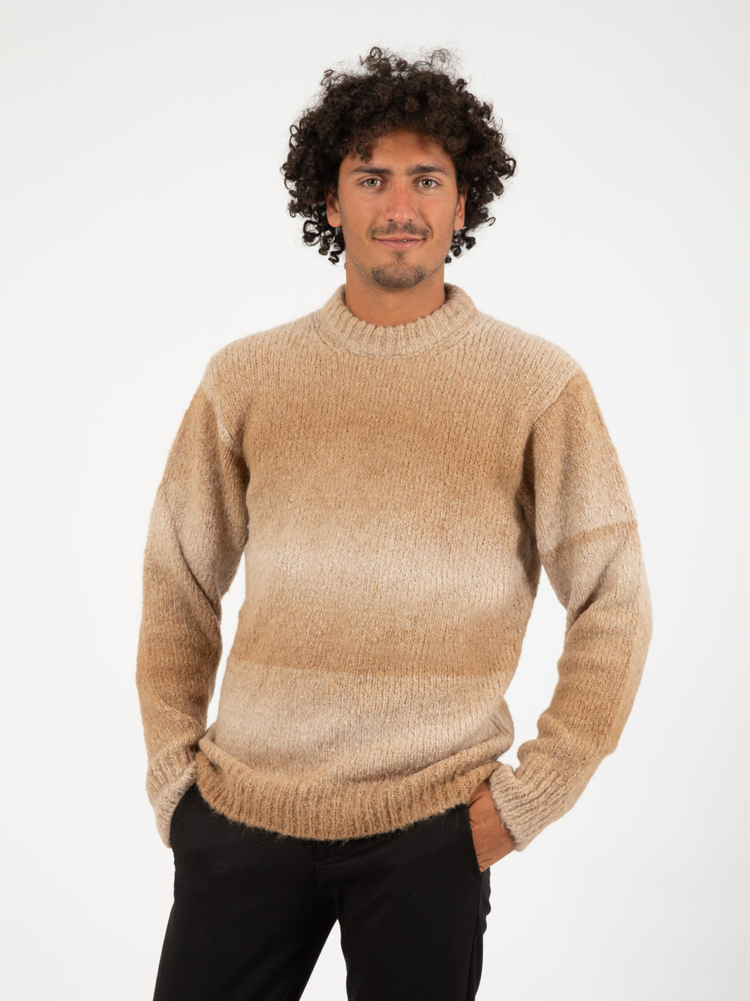 Maglione camel sfumato