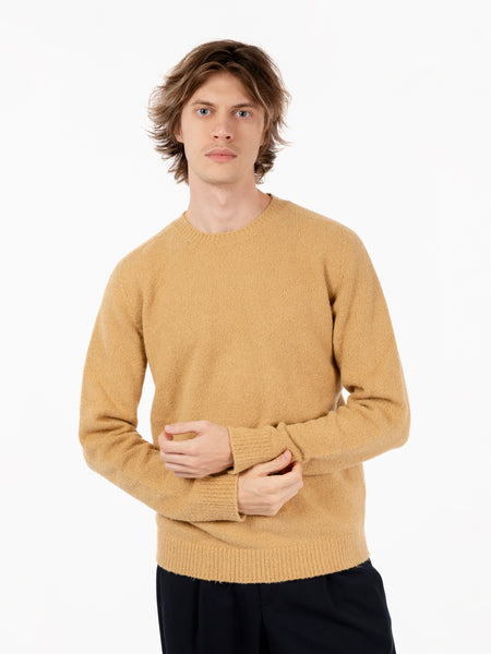 Maglione girocollo cammello