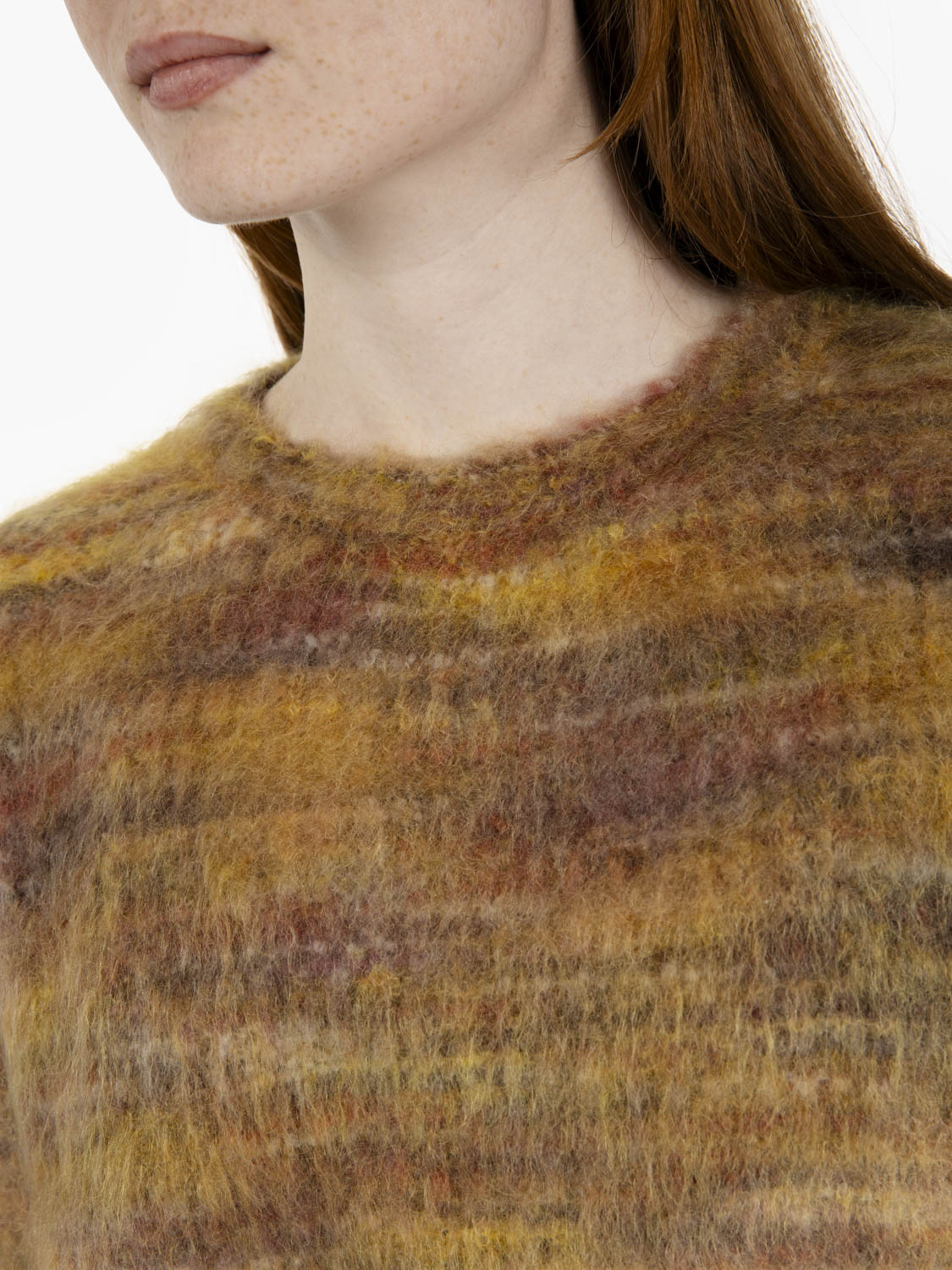 Maglione girocollo in lana camel / ocra