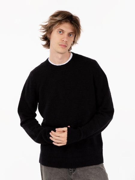 Maglione morbido girocollo nero