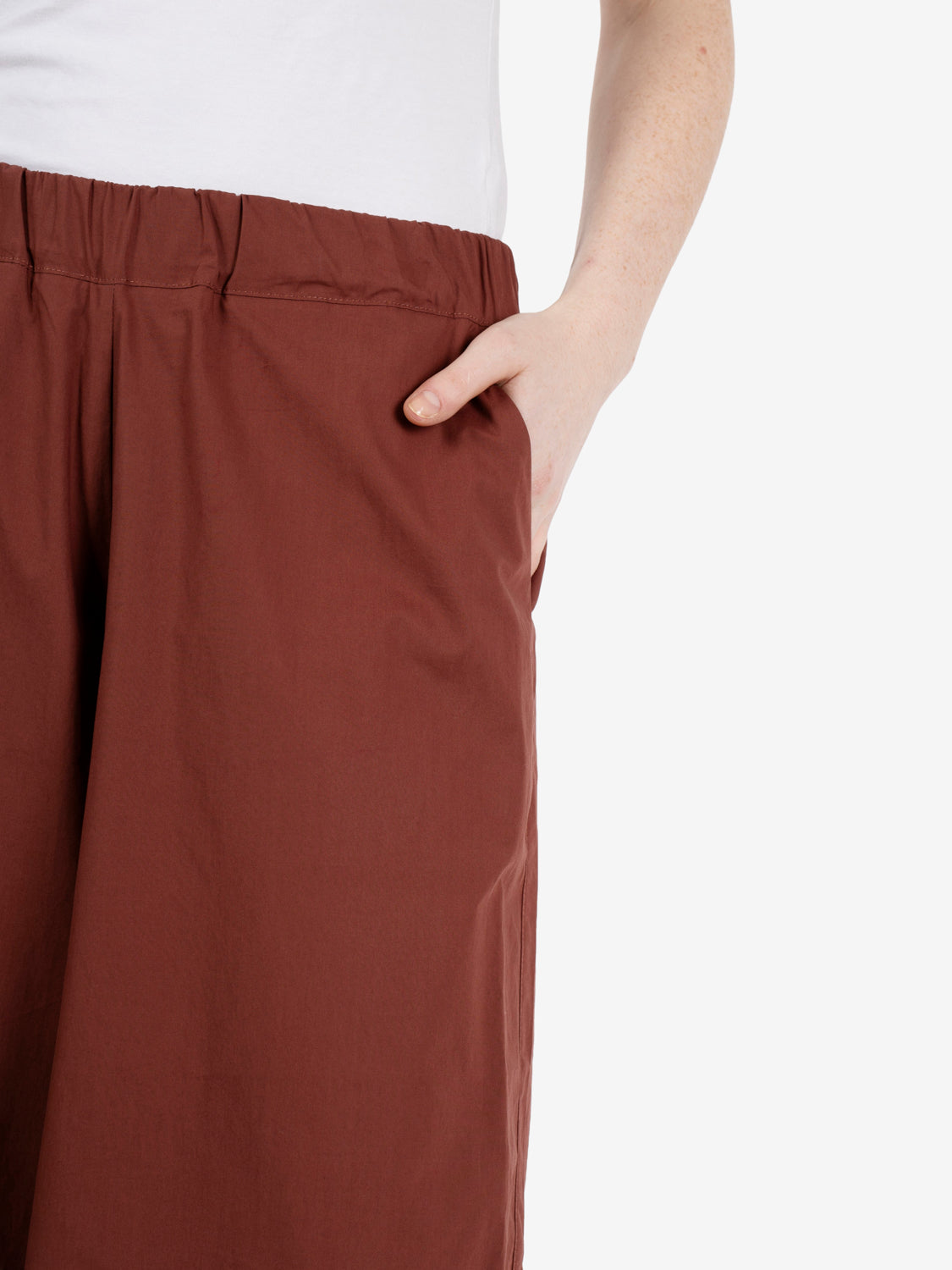 Pantaloni cropped mattone
