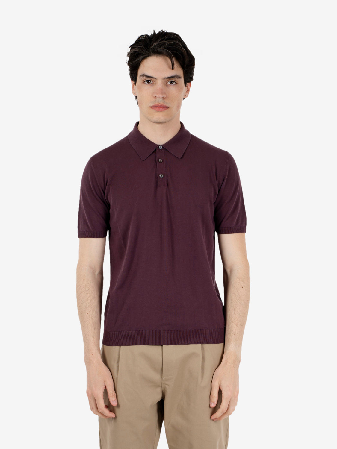 Burgundy short-sleeved polo shirt