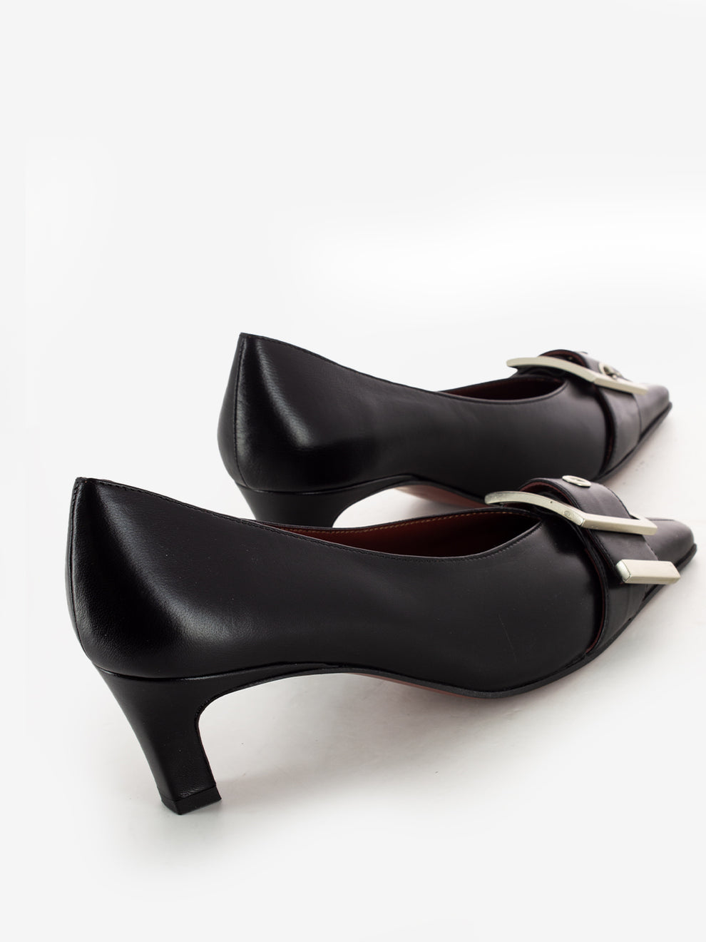 Décolleté Emilien con fibbia nero