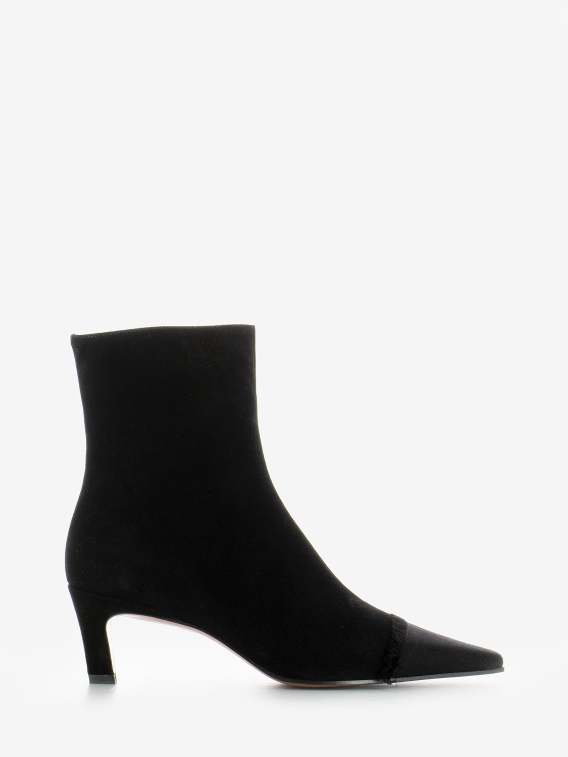 Tronchetto in camoscio nero
