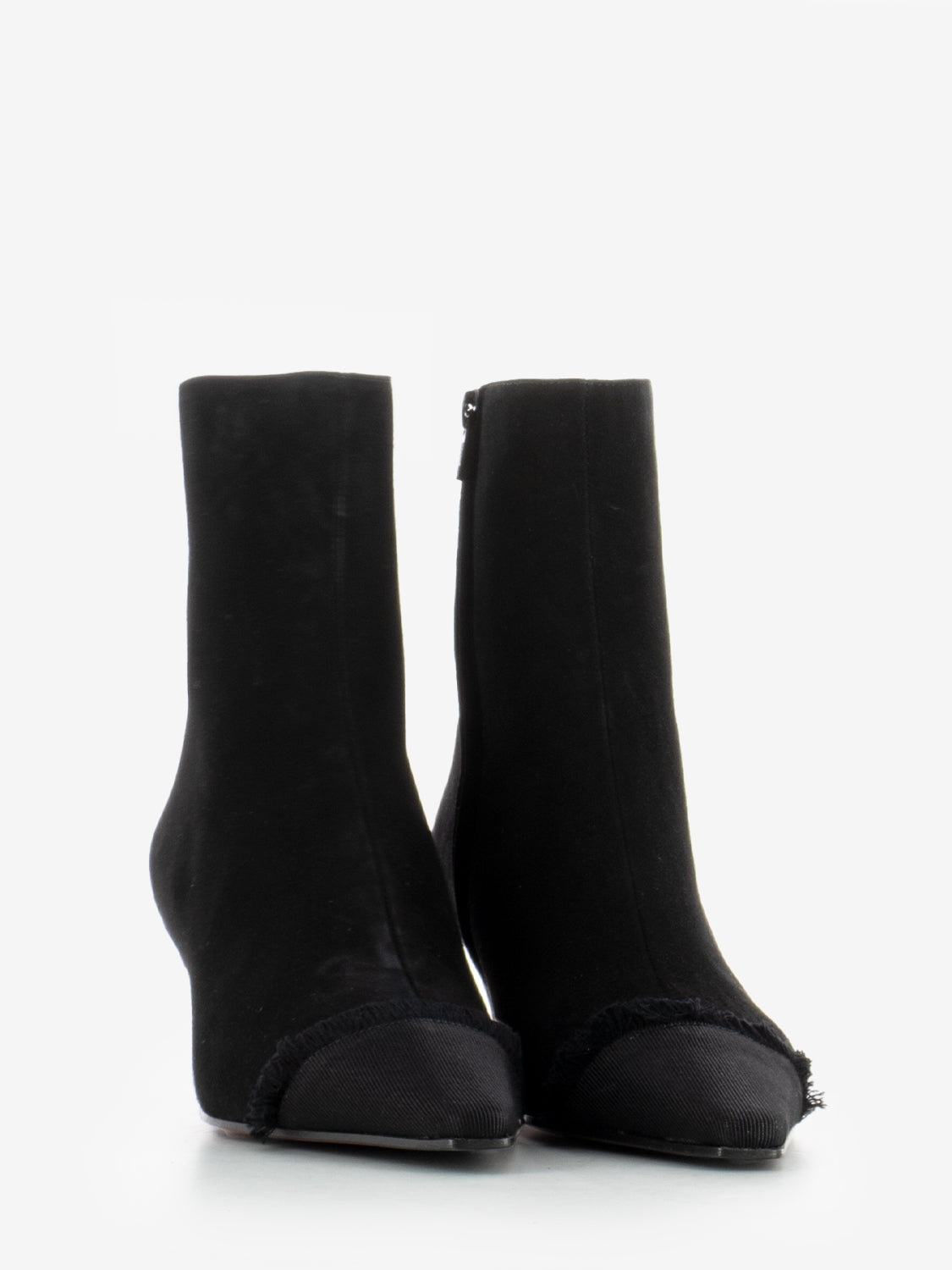 Tronchetto in camoscio nero