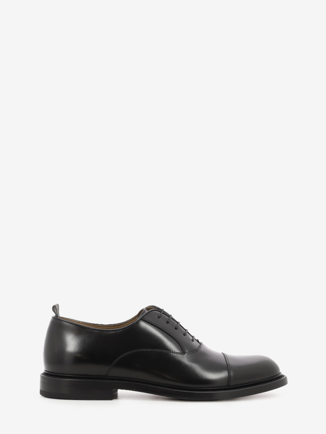Scarpa derby spazzolata nera
