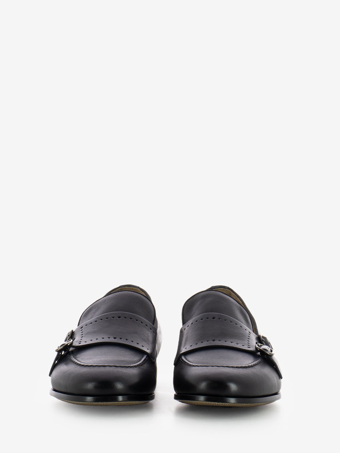 Scarpa elegante con fibbie blu