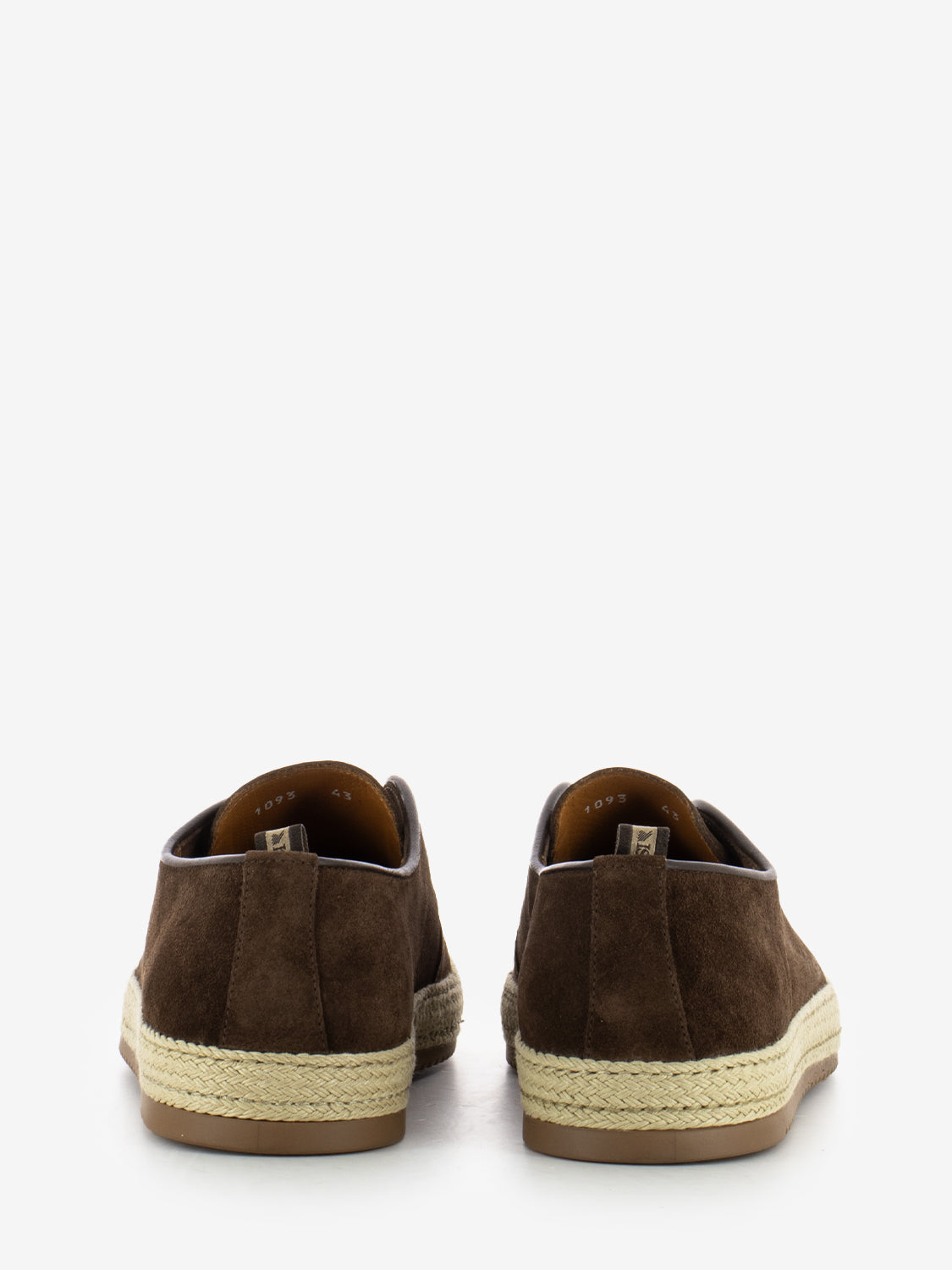 Slip on suede with burnt braided bottom