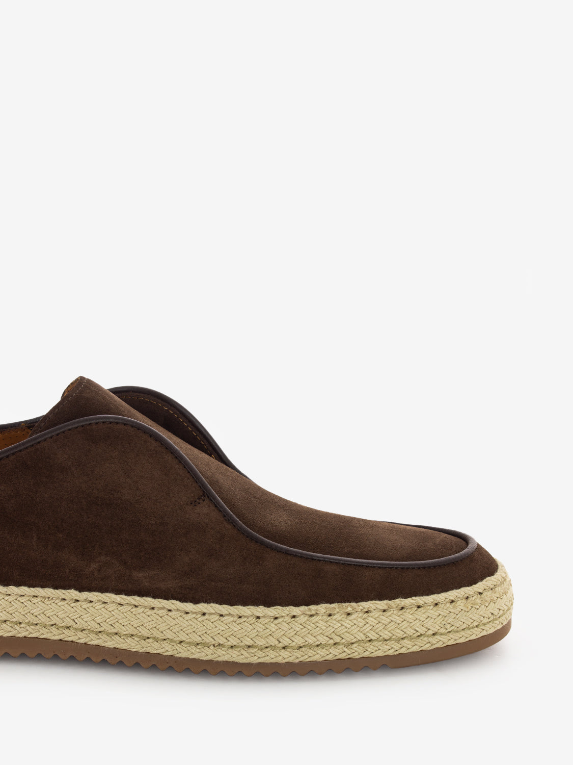 Slip on suede with burnt braided bottom