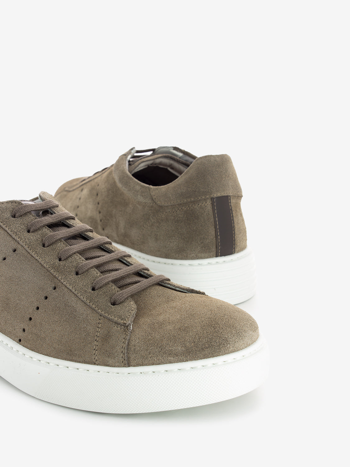 Sneakers scamosciate ossido
