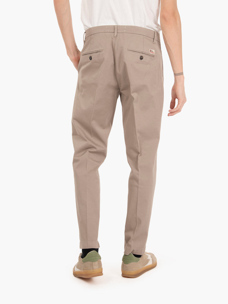 ROY ROGER'S - Chino pant Conduit cappuccino