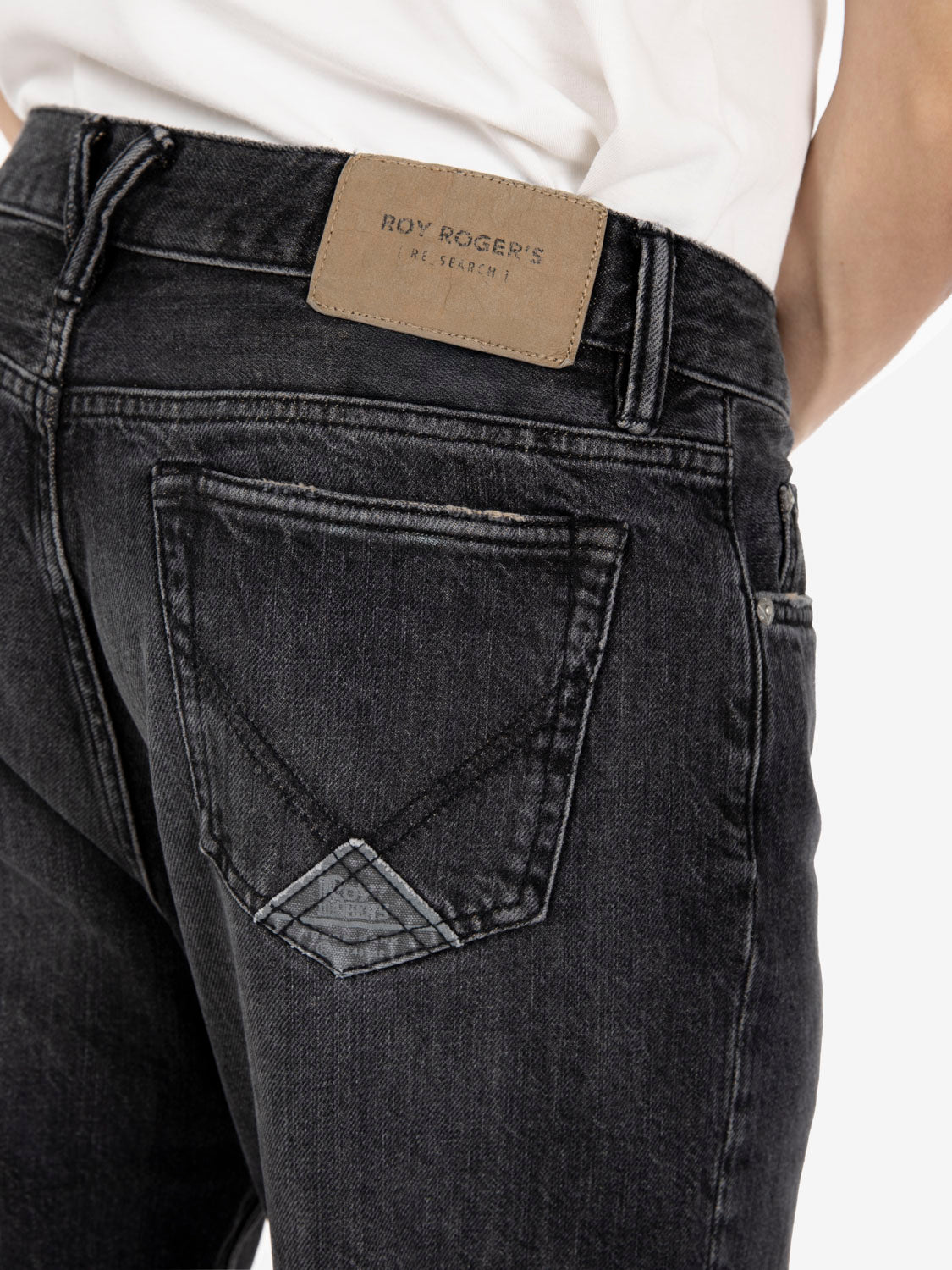 Dapper Re-Serach denim black jeans