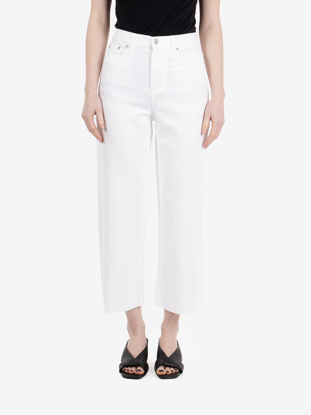 Rita cropped light bull tencel optic white