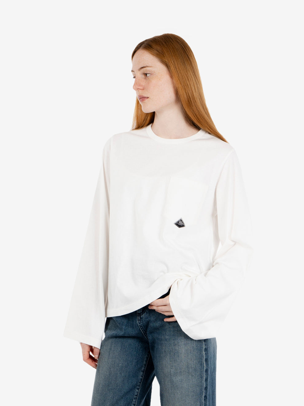 T-shirt W con taschino e logo bianca