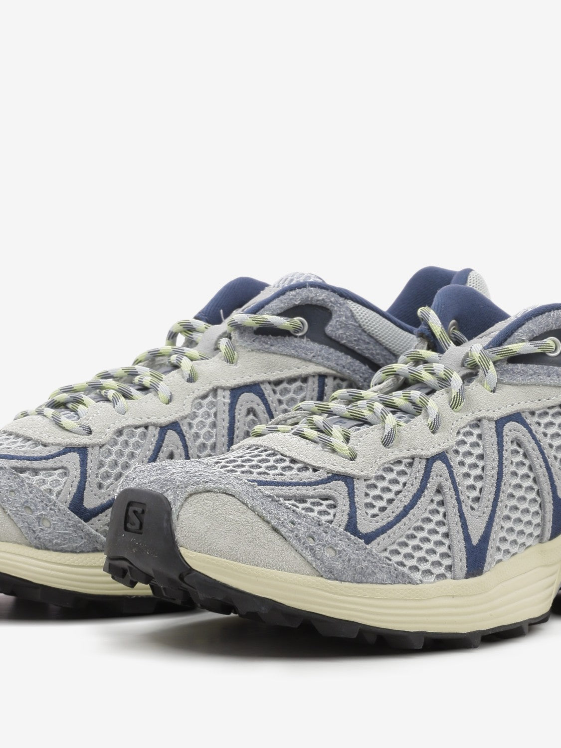 XT-Whisper embroidery pearl blue / tradewinds / spellbound