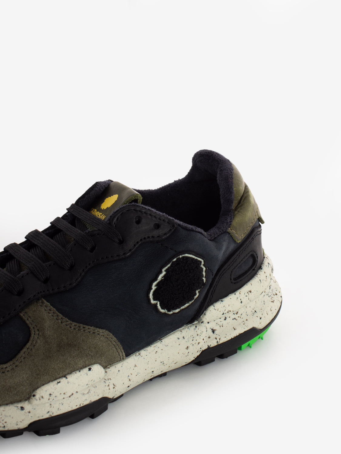 Chacrona Premium black khaki