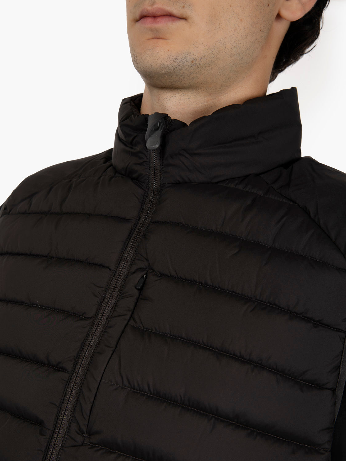 Miro21 Rhus black vest