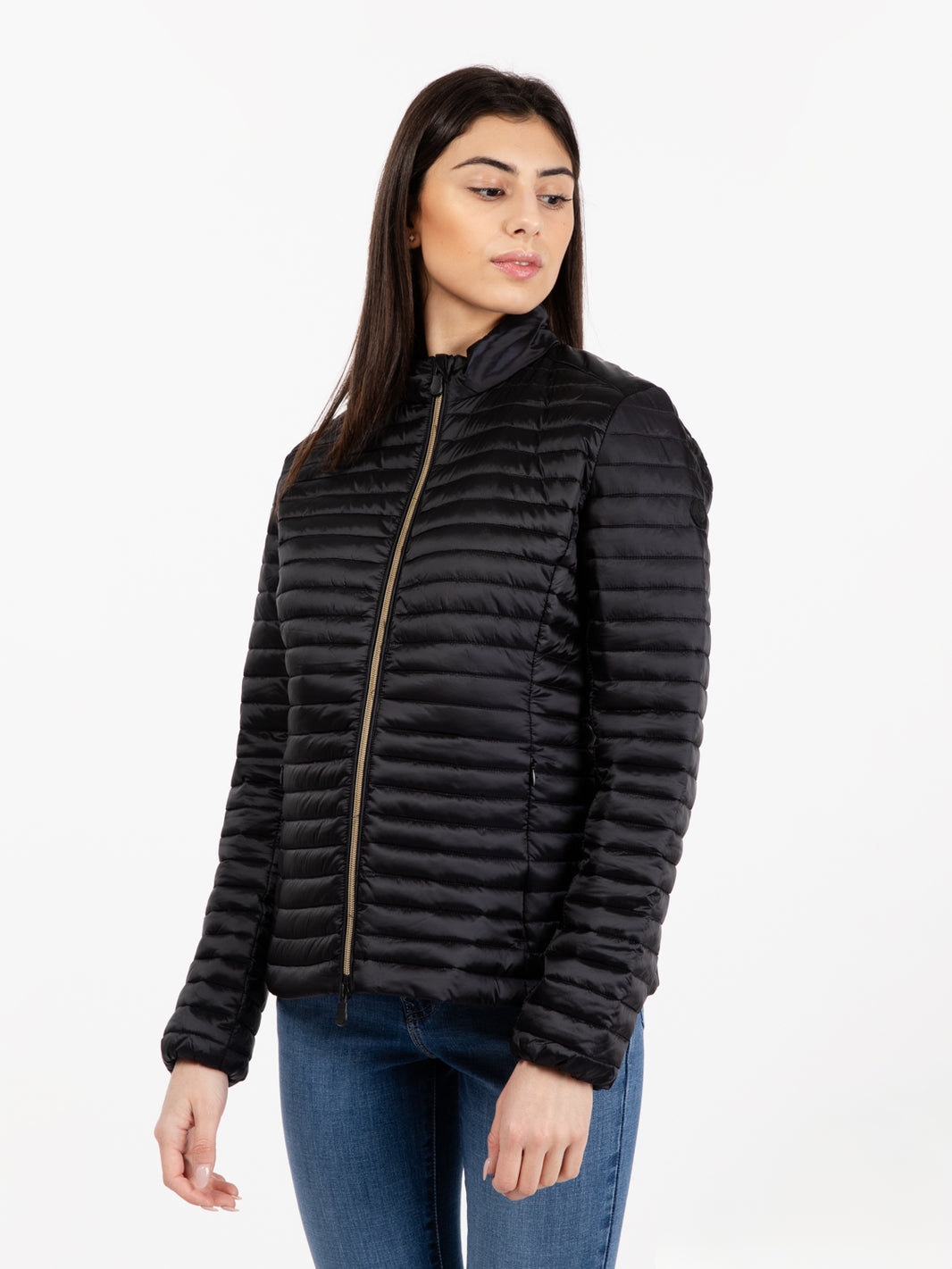 Iris 18 Andreina black