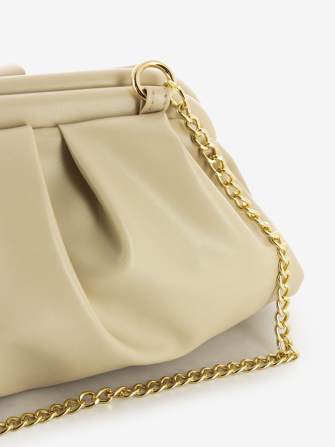 Pochette con catena soft beige