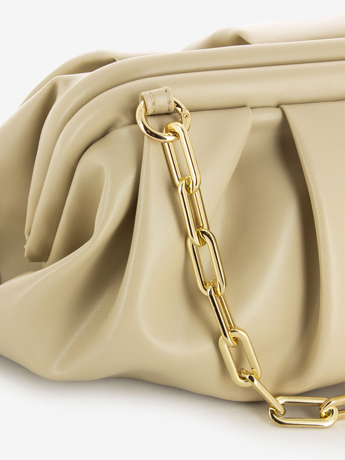 Pochette con catena soft beige