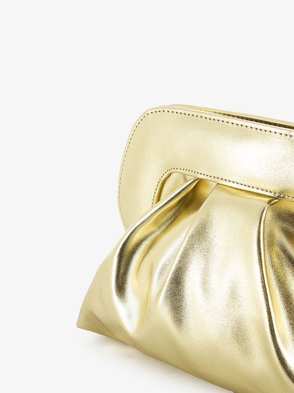 Pochette metallizzata con tracolla platino