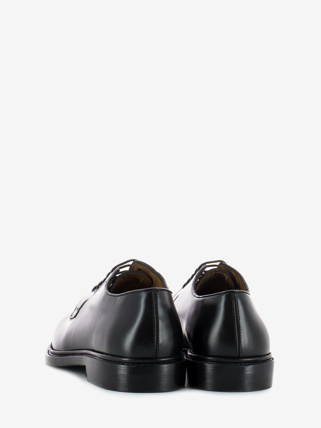 Milton Gyw Basso Black